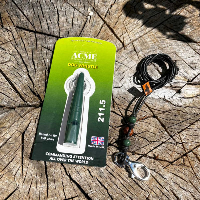 Šňůrka na píšťalku, povelku s korálky TRINITY